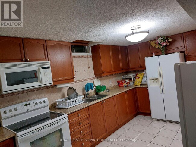 Photo - 6 Sunforest Dr