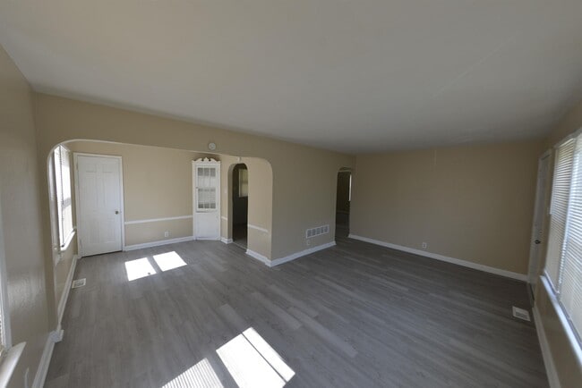 Photo - 6317 Abbott Dr