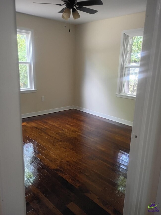 Photo - 109 Marshall St