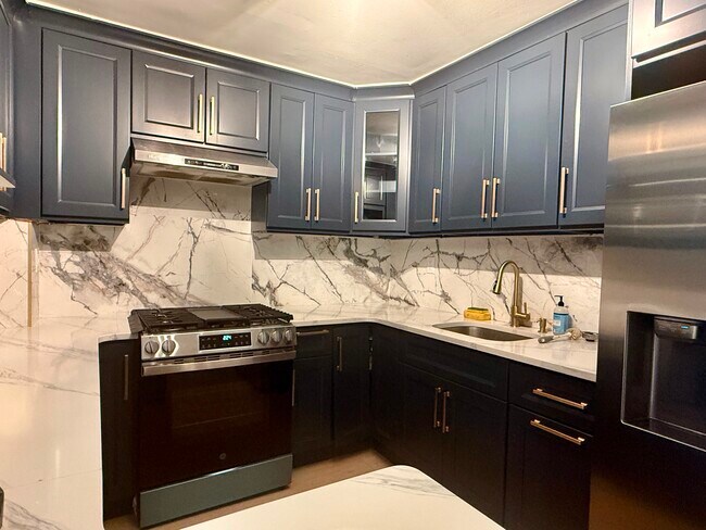 8438 60th Ave Unit 3rd Floor