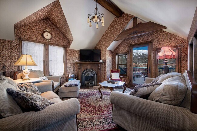 Photo - Winter rental! Luxury 4 bed, 3 bath home i...