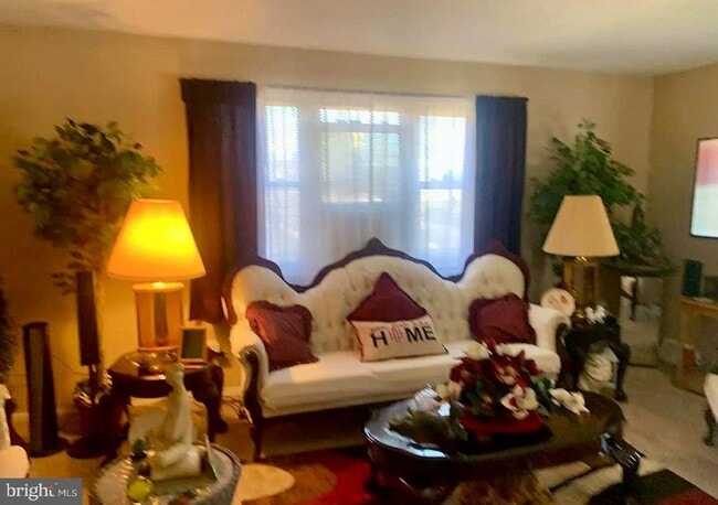 Photo - 7631 Algon Ave