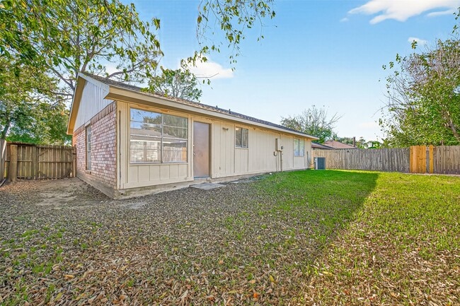 Building Photo - 7107 Gettysburg Dr