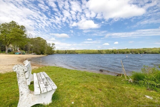 Photo - 76 Ridgewood Rd