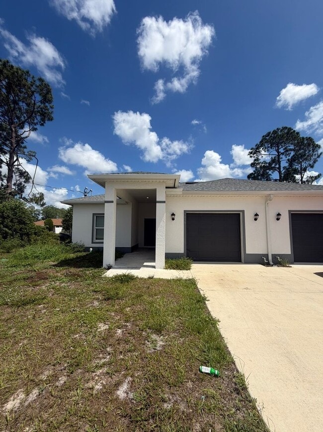 Photo - 5416 Bristo St