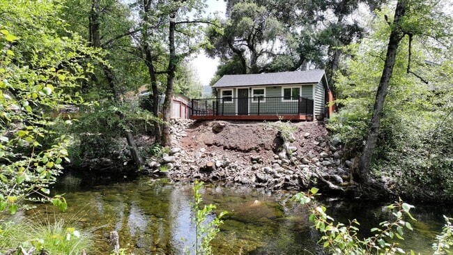 Building Photo - 37082 Nason Rd