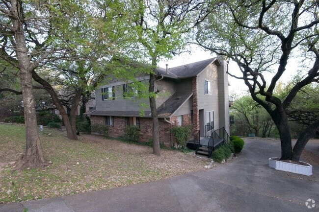 Building Photo - 1922 Holly Hill Dr Unit A Rental