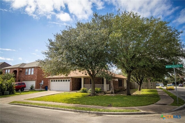 Photo - 777 Willow Crossing