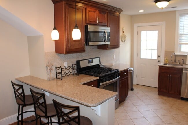 Photo - 109 N Granville Ave