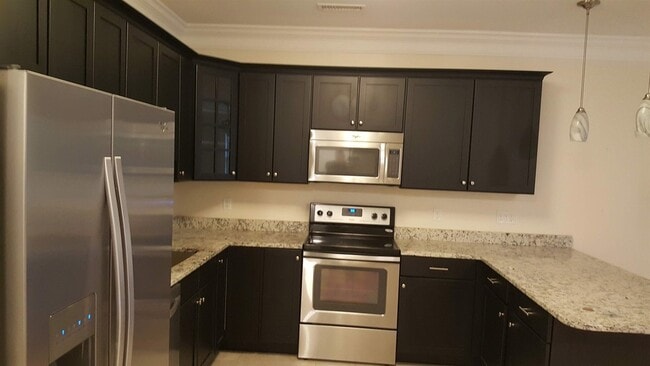 Photo - 2 Silver St Unit 12