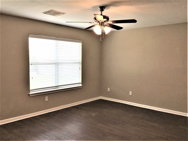 Photo - 21655 Falvel Lake Dr