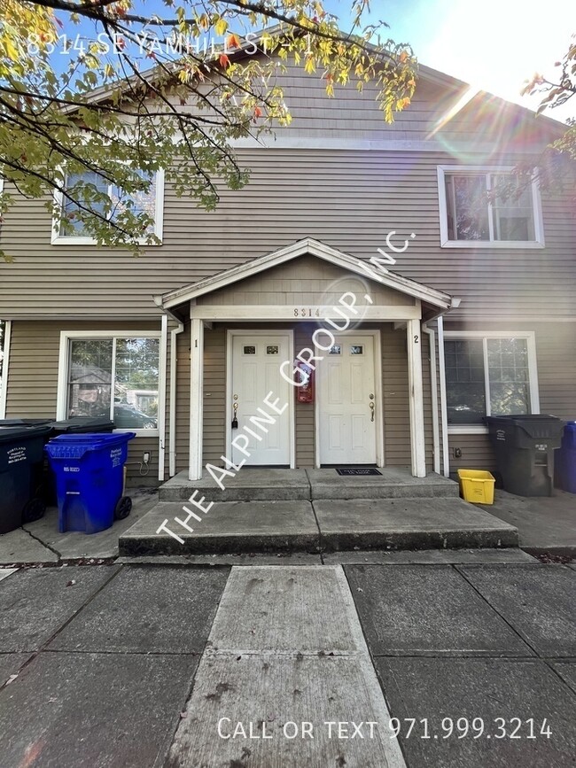 2 Bedroom Townhome in PDX! - 2 Bedroom Townhome in PDX!