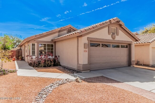Building Photo - 2675 W Mystic Mountain Dr