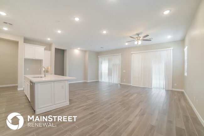 Photo - 14033 W Desert Flower Dr