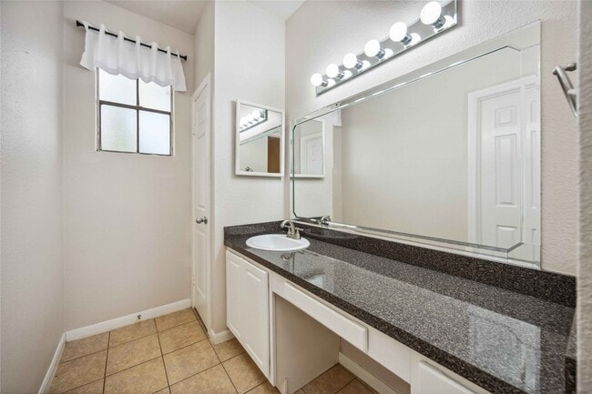 Photo - 2255 Braeswood Park Dr Unidad 105