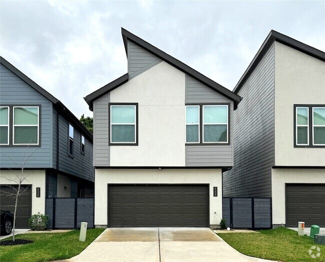 Building Photo - 430 S Centro Cir Rental