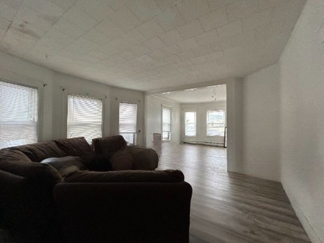 Photo - 93 Andover St Unit 1