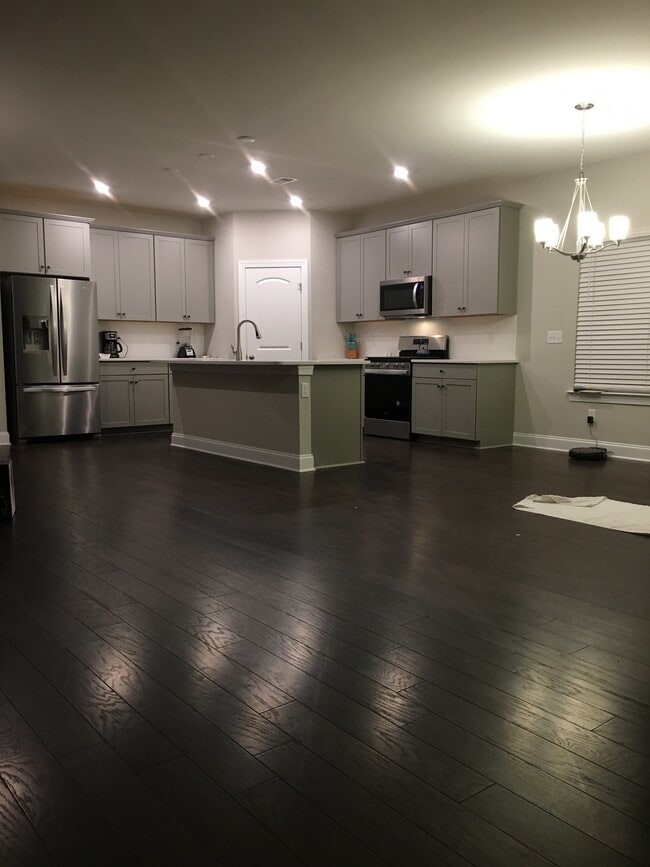 Photo - 4973 Riverbank Dr