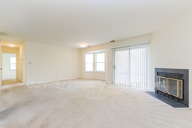 Photo - 117 Rainier Ct