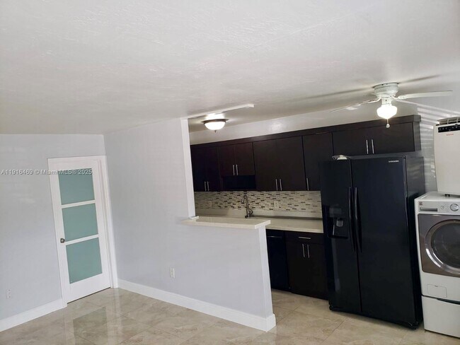 Photo - 1860 Venice Park Dr Unit 107