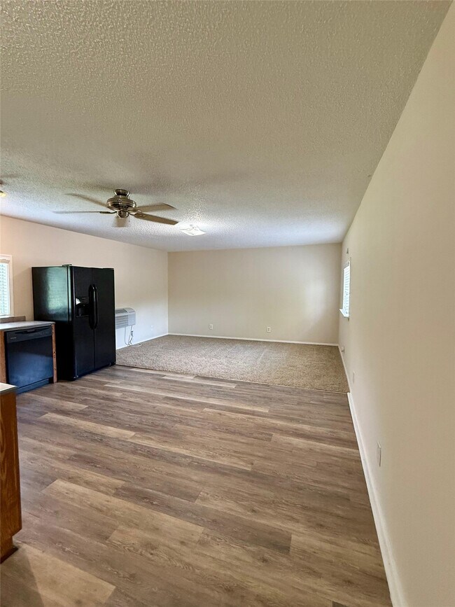 Photo - 17903 Strack Dr Unit Garage