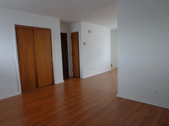 Photo - 712 Cedar Dr Apartment Unit 15