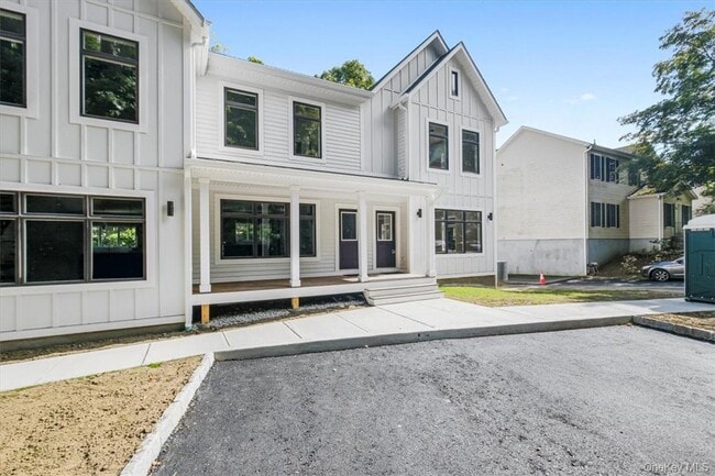 Photo - 125 Vail Ave