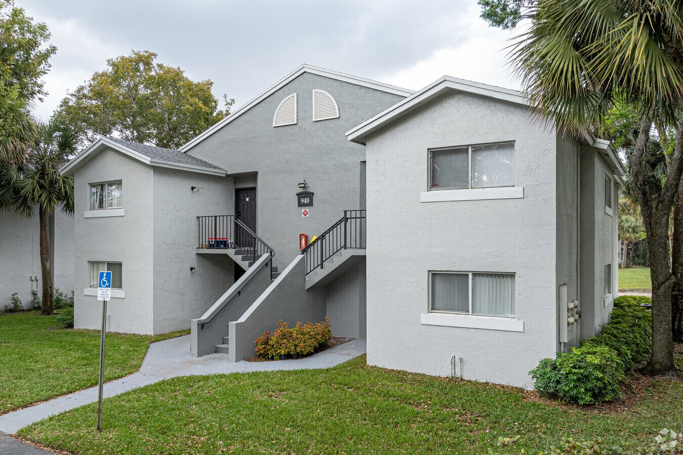 Photo - St Andrews - Condos