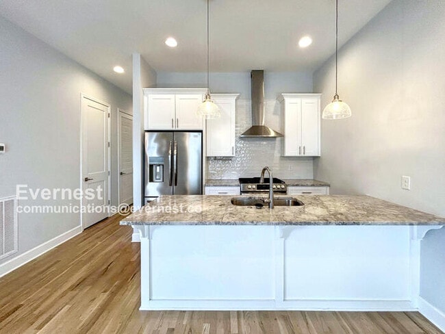 Photo - 1930 Herman St