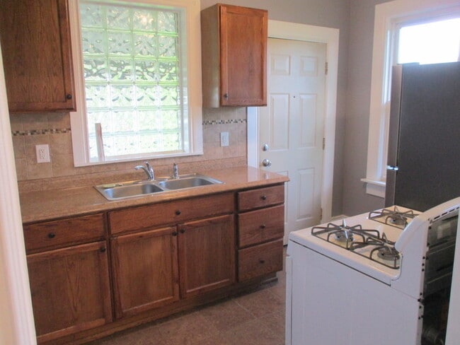 Photo - 323 Boyleston St Unit 2nd Floor