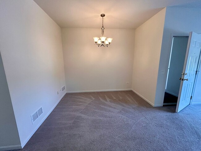 Photo - 2 Bedroom 2 Bath Townhouse in Grayslake