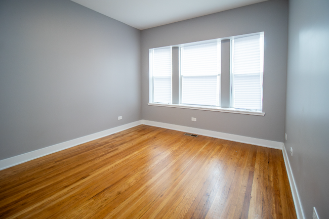 Photo - 5310 S Harper Ave Apartment Unit 1S