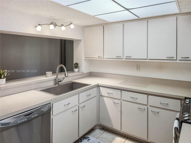 Photo - 9531 Seagrape Dr Unit 108