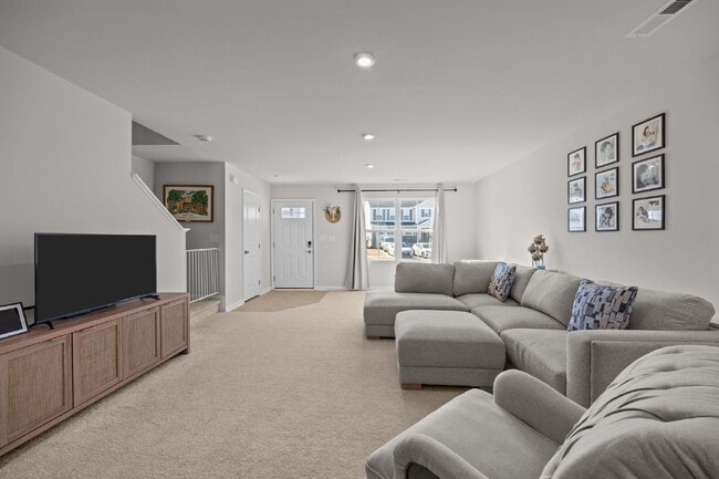 Photo - 160 Day Song Ct