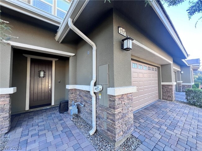 Photo - 5707 Garriga Dr