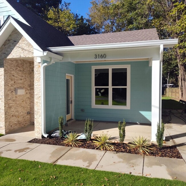 Photo - 3160 Wilcox Ave