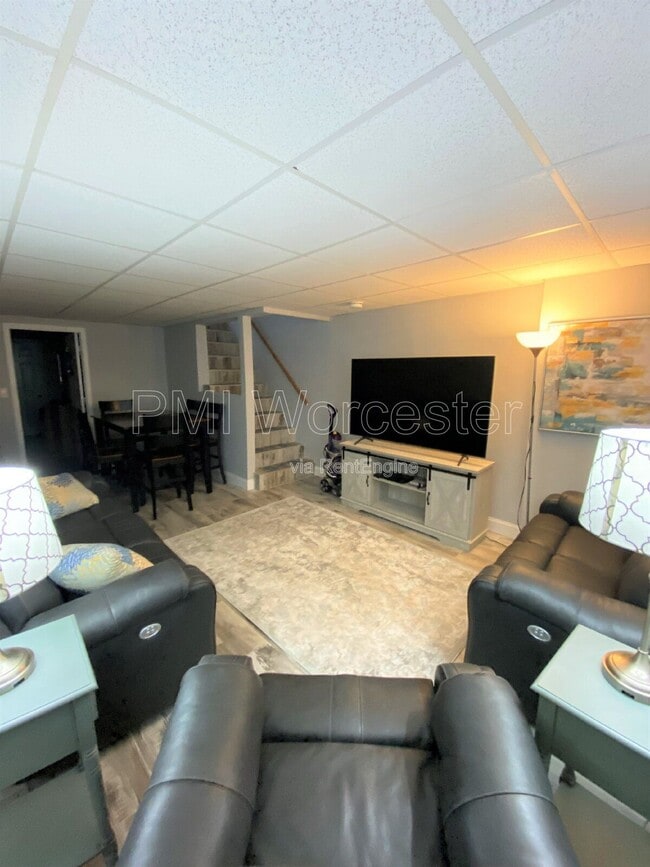 Photo - 26 Mountainshire Dr