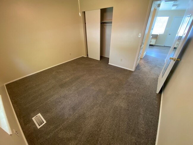 Photo - Spencer Unit 122