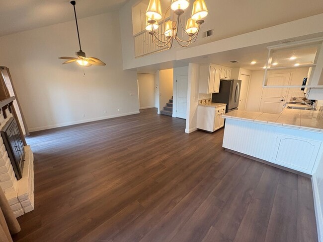 Photo - Beautiful 3 bedroom Home for rent in Visalia, Ca