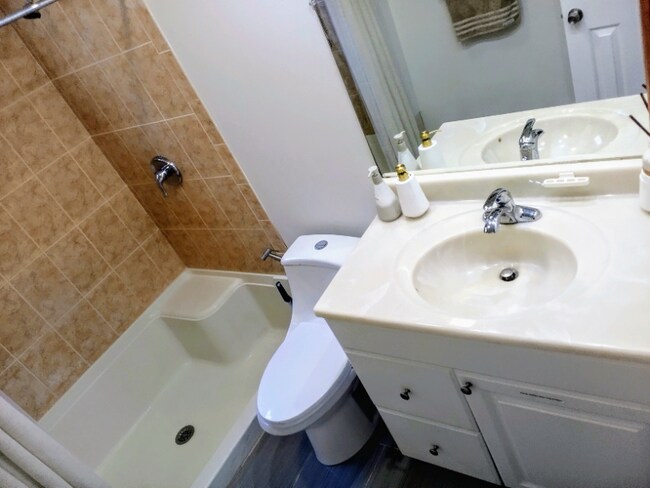 Photo - 4 Tristan Dr