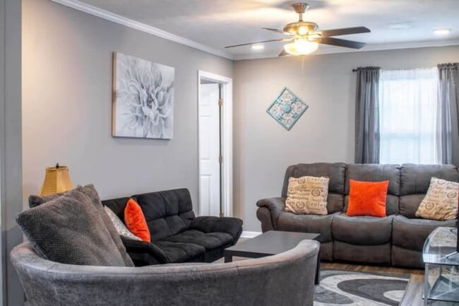 Photo - 3938 Edgewood Cir Unit ID1043496P