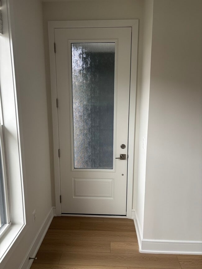 Photo - 43396 Farringdon Sq Casa Adosada