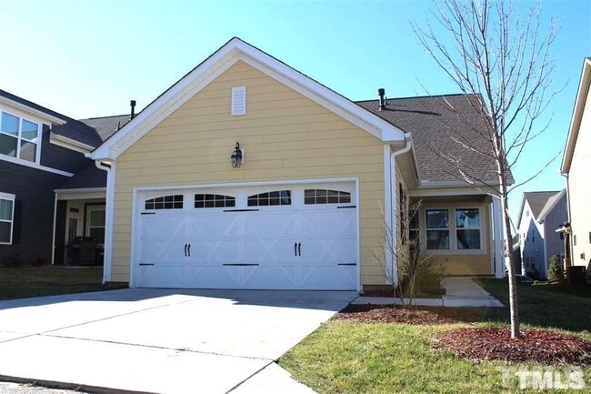 Photo - Beautiful 3BR Home in Desirable Kitts Creek RTP Location - MASTER DOWN