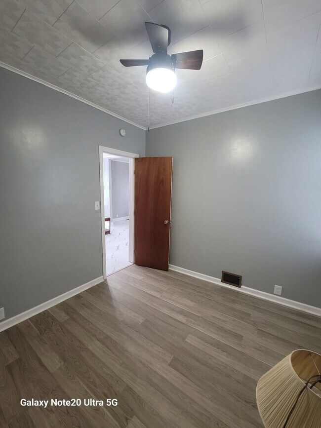 dormitorio - 375 Military Rd Unidad 2