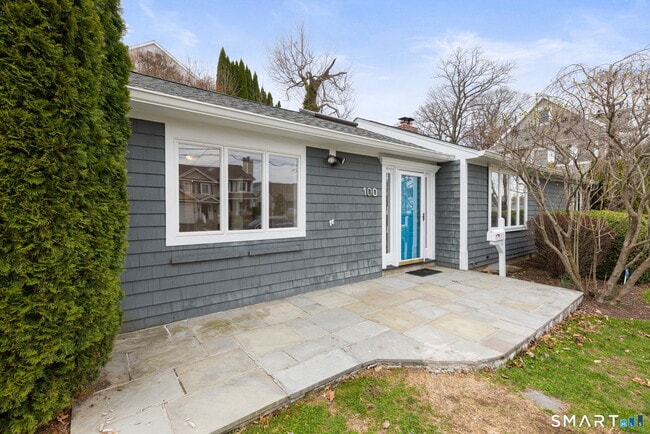 Photo - 100 Shorefront Park