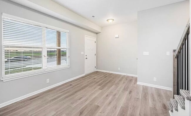 Photo - 9103 SW 2nd St