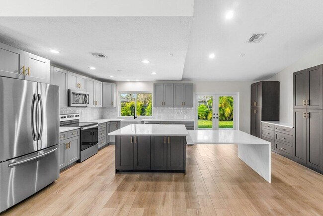 Photo - 4593 Ellwood Dr