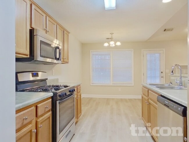 Photo - 373 Morning Star Dr