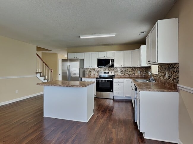 Photo - 4924 Lighthouse Ct