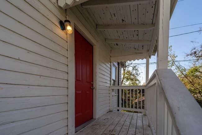 Photo - Cozy and Affordable 2 Bedroom Garage Apt in 77705!